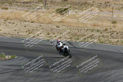 media/Apr-20-2025-AHRMA (Sun) [[393a79c373]]/Race/Group 10/Turn 4b/